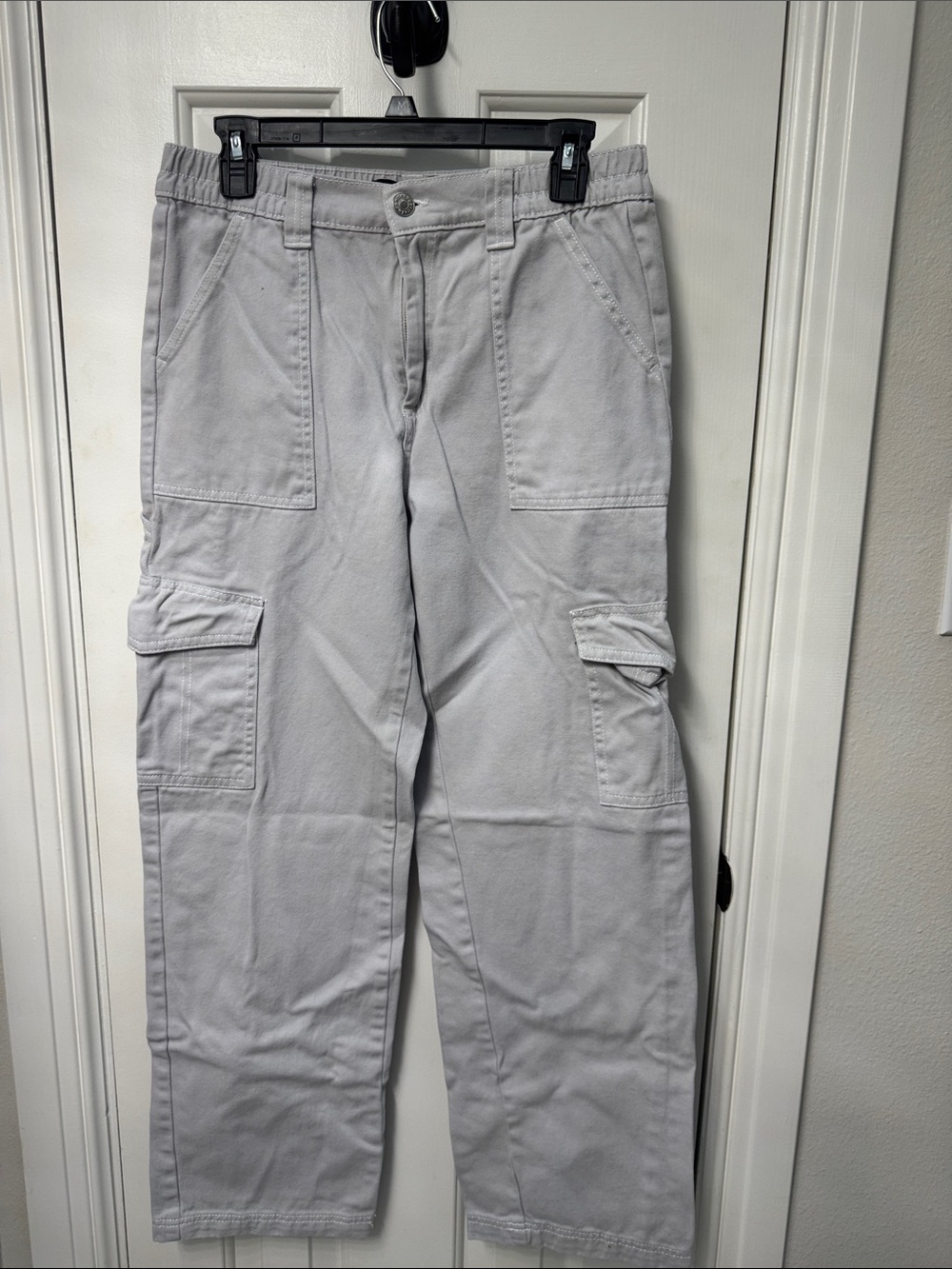 refuge Light Gray Cargo Pants with Utility Pockets